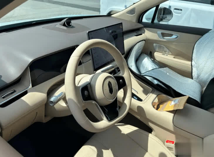 尚界H5实车现身！预售16.98万