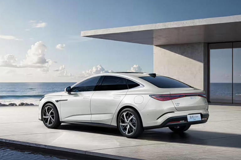 2026款比亚迪海豹07 DM-i成都车展首发:前脸优化,新增激光雷达 2026款比亚迪海豹07DM-i成都车展首发:前脸优化,新增激光雷达