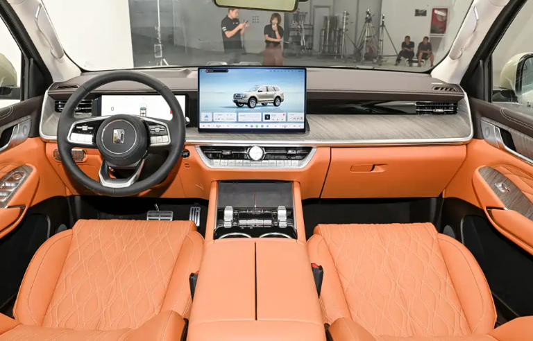 新款坦克500预售定档8月8日，搭激光雷达+新增敦煌绿配色