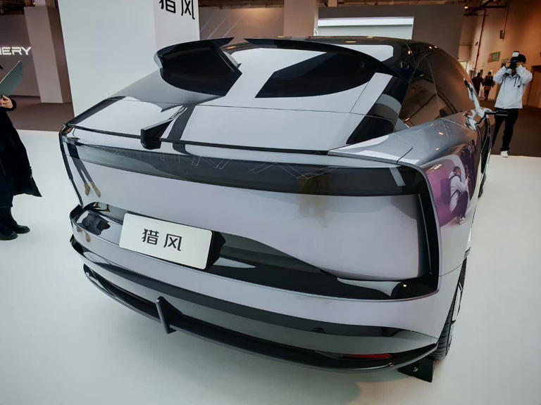 这下要排队买奇瑞了！新车配固态电池，续航1500km，号称永不自燃