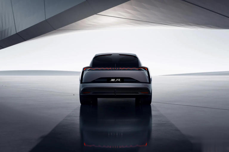 这下要排队买奇瑞了！新车配固态电池，续航1500km，号称永不自燃