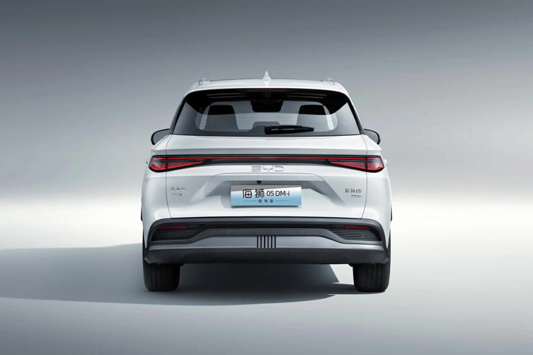 大SUV仅售7.8万，续航1360km+高阶智驾，太厚道！