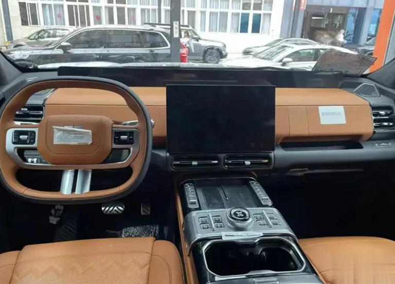 可算有大梁！奇瑞纵横G700结构似方程豹，硬派越野造型超帅