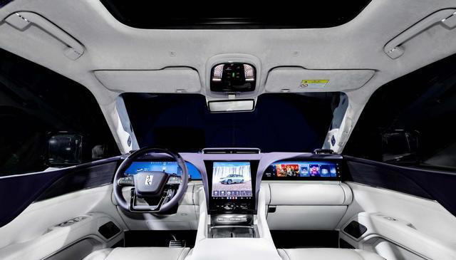 仰望U8L鼎世版内饰解析：百万级豪华SUV的“奢享密码”