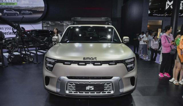 2025成都车展：smart首款插混车smart精灵#5EHD亮相