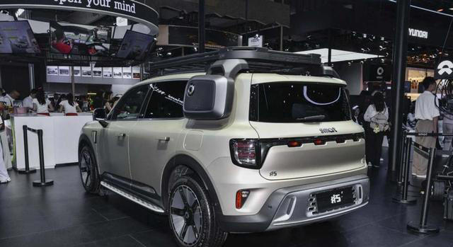 2025成都车展：smart首款插混车smart精灵#5EHD亮相