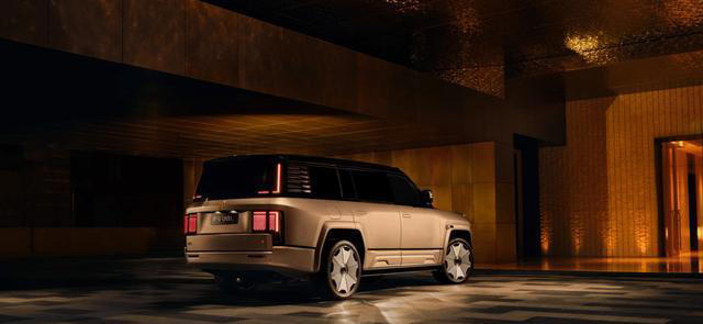 重构全尺寸行政豪华SUV新标杆，仰望U8L鼎世版正式上市