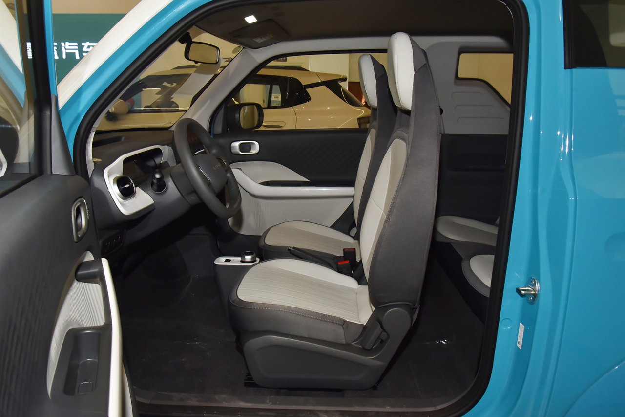 睿蓝蓝气球上市限时价4.29万元