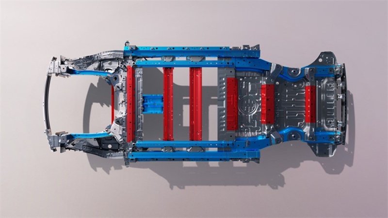 “大五座天花板”方程豹钛7火爆上市，售价17.98万元起