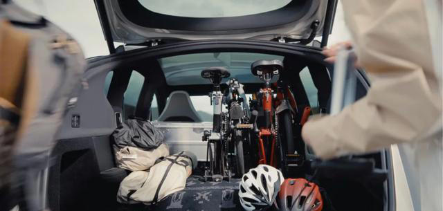 ModelYL空间实测：6人3箱轻松容纳，187cm三排无压力