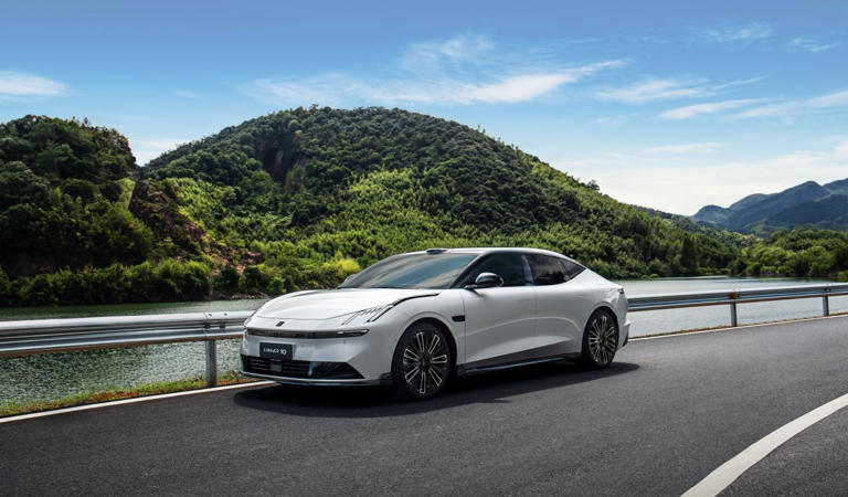 领克10EM-P九月上市，让年轻人的四驱车有质感更有底气！