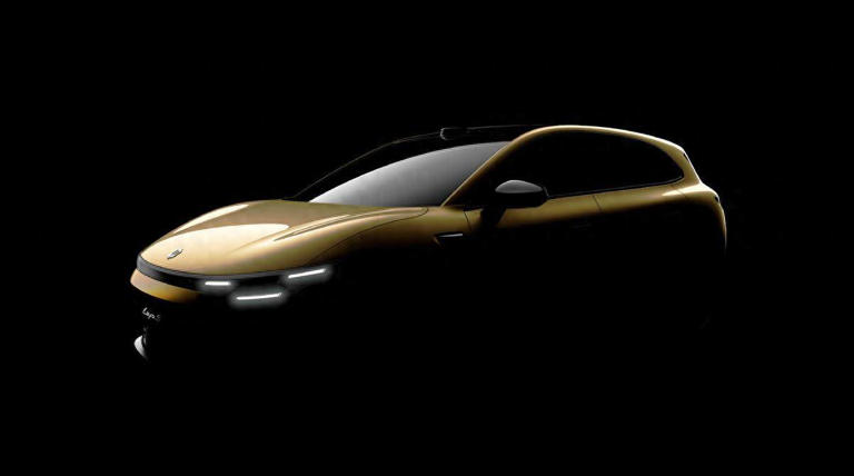 零跑全新车型预告图曝光，外观很年轻运动，9月8日正式亮相