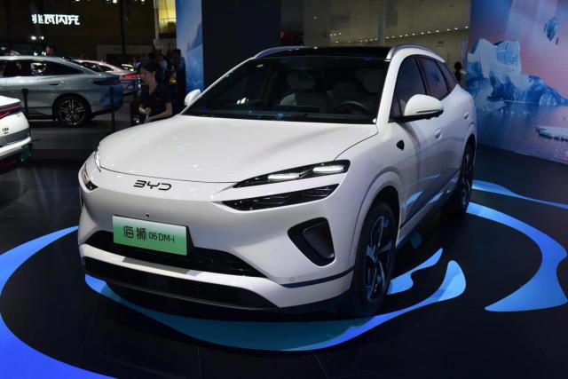 全新深蓝S07、海狮06DM、零跑C11，15万级SUV选谁？