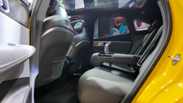 全新深蓝S07、海狮06DM、零跑C11，15万级SUV选谁？