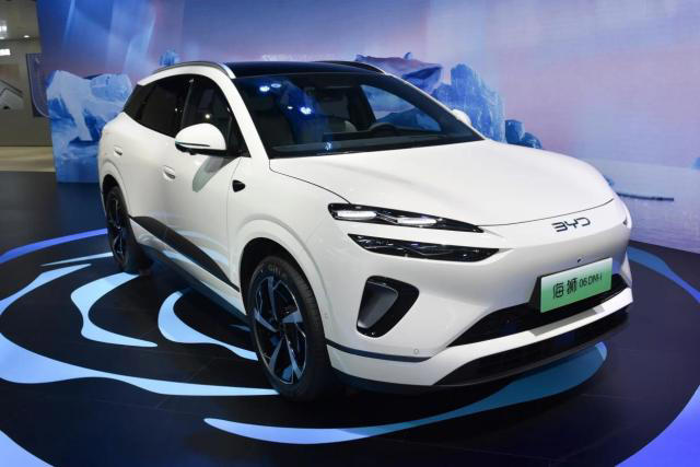 全新深蓝S07、海狮06DM、零跑C11，15万级SUV选谁？