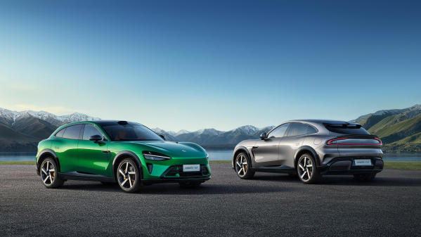 纯电SUV最新续航排名公布：YU7第二冠军超900km