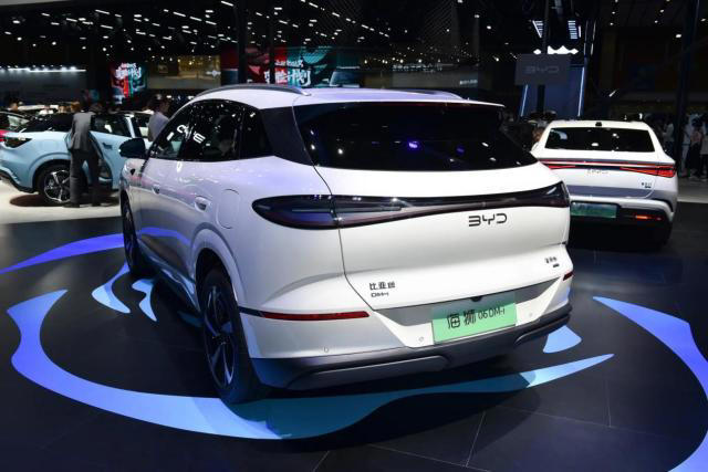 全新深蓝S07、海狮06DM、零跑C11，15万级SUV选谁？