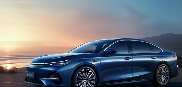 5.3m转弯+80.2km／h麋鹿！银河A7操控多稳？