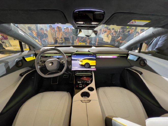 莲花Emeya/Eletre上市售价53.8-83.8万元