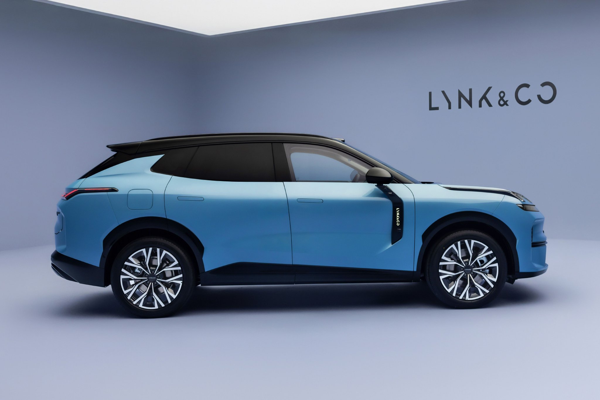 全新领克08正式上市限时15.98-21.28万元