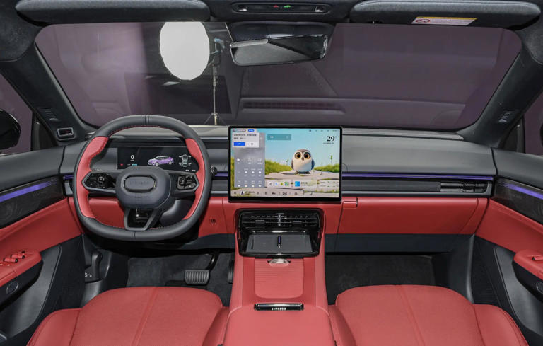 领克07EM-P与海豹07DM谁更优？深度对比揭晓答案