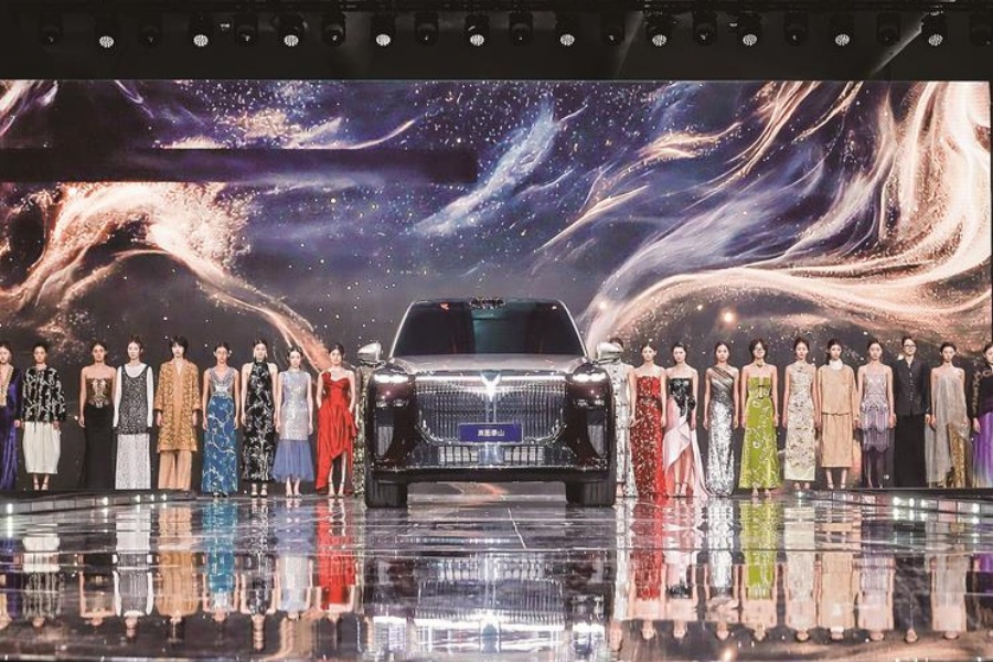 2025岚图汽车时代风尚之夜在上海举办
