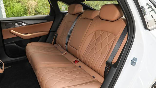 吉利“重磅新车”上市，仅8.18万，比亚迪压力更大了