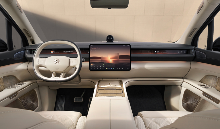 30.88万起近5米3车长635km续航3分钟极速换电