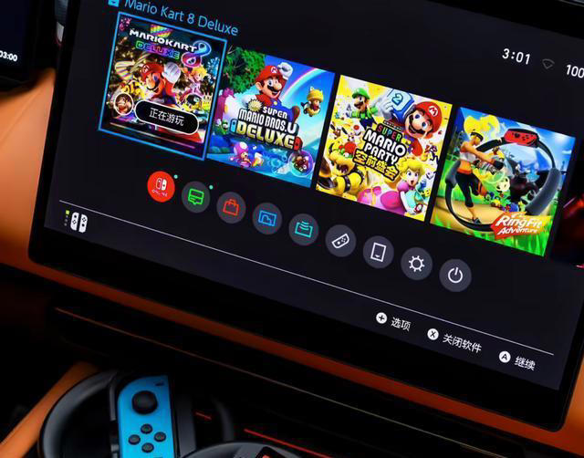 全新领克08EM-p实车亮相，和老款相比都有哪些改动？