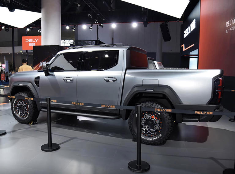 奇瑞威麟P3X成都车展亮相，方正外观搭柴油混动发动机