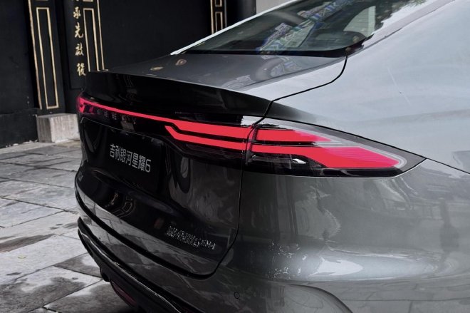 新能源神车来了静态体验吉利银河星耀6