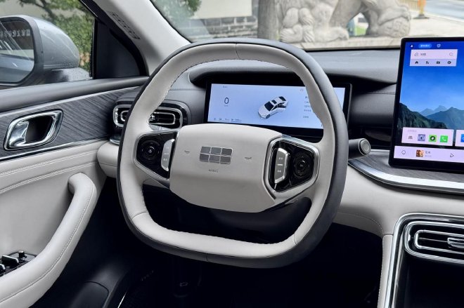 新能源神车来了静态体验吉利银河星耀6