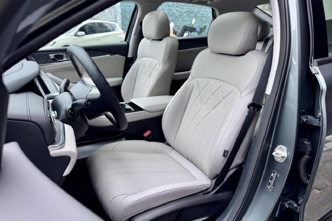 新能源神车来了静态体验吉利银河星耀6