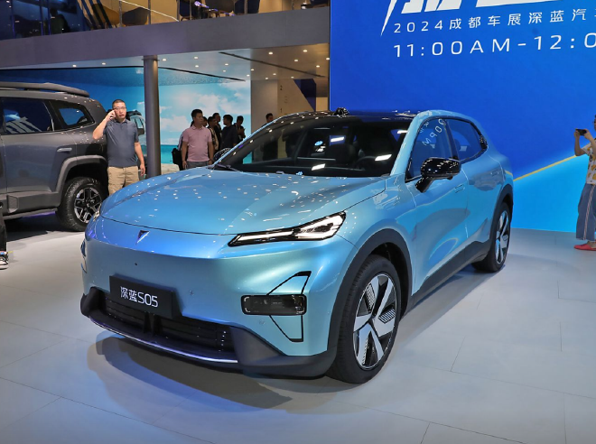 2025慕尼黑车展：深蓝S05正式欧洲上市