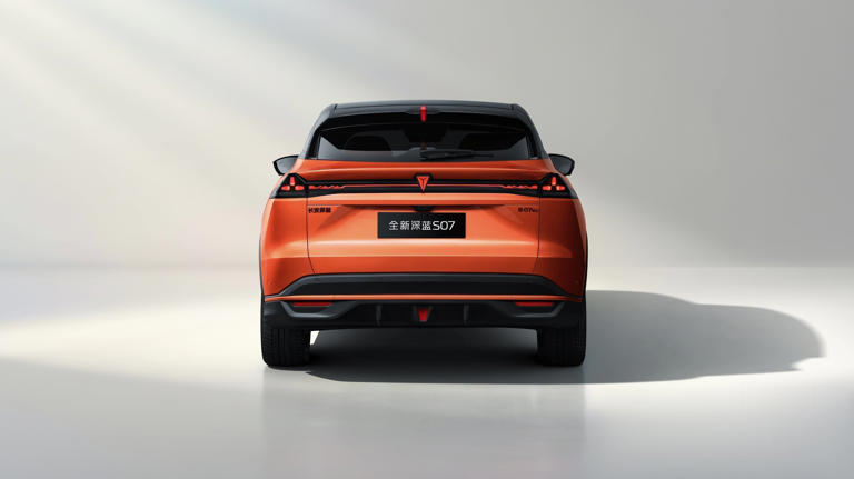 科技SUV亮点十足：3C超充+650km续航+高级悬架