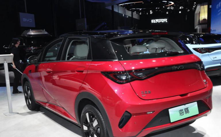 新款比亚迪海豚曝光：换装100kW电机，选装激光雷达，轴距2700mm