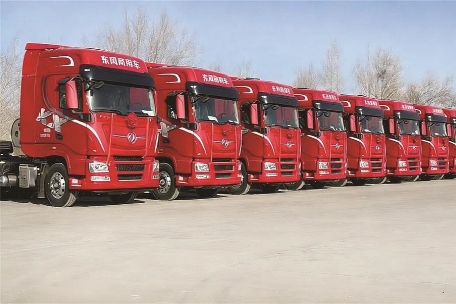 深耕细分市场 东风天龙危化牵引车批量交付