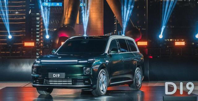 2026最值得期待的5款新车:从小米YU9到奔驰GLC纯电! 2026最值得期待的5款新车:从小米YU9到奔驰GLC纯电!