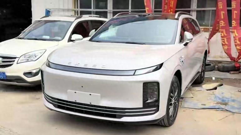 奇瑞全新中大型SUV，配激光雷达，理想同款内饰，纯电和增程动力