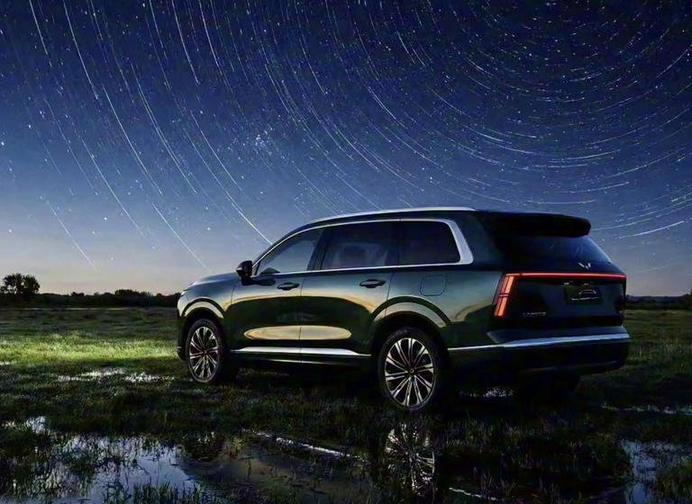 五菱高颜值纯电SUV，5/6座布局，续航280km，采用“凌空美学”