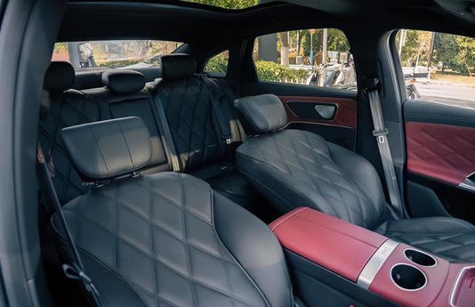 配3nm芯片+激光雷达，奇瑞风云A9实车亮相，上市卖多少钱能火？