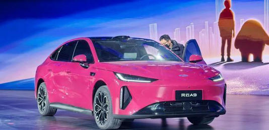 配3nm芯片+激光雷达，奇瑞风云A9实车亮相，上市卖多少钱能火？