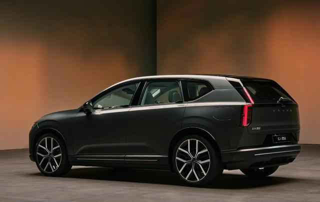 “人间清醒”！沃尔沃XC60的“电动平替”，没想到这么酷