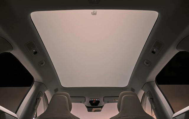 “人间清醒”！沃尔沃XC60的“电动平替”，没想到这么酷