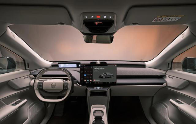 “人间清醒”！沃尔沃XC60的“电动平替”，没想到这么酷