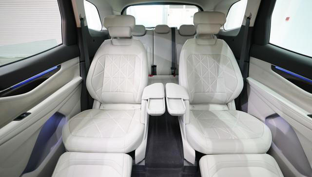 年底换车就看它！2026款锐界L四大升级堪称“冬季全家出游神器”