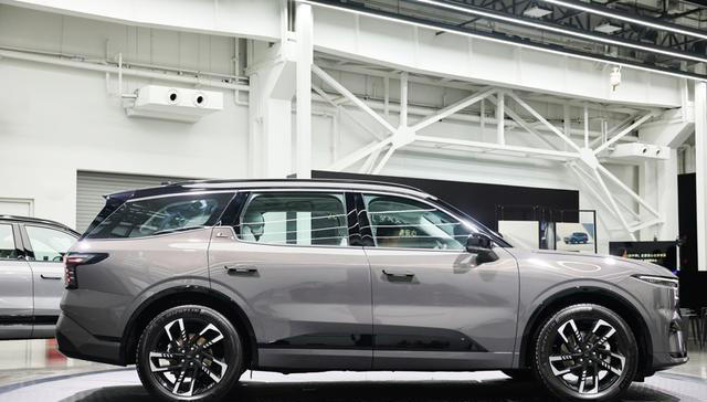 年底换车就看它！2026款锐界L四大升级堪称“冬季全家出游神器”