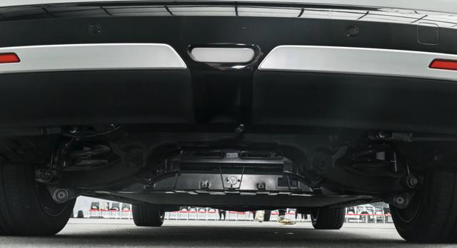 甩掉“网约车”标签，埃安N60正式亮相