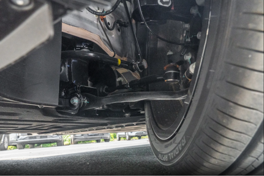 简评零跑B01：650km续航+宁德时代，标配8295芯片