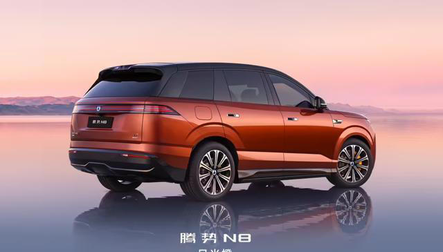 比亚迪突然公布大五座SUV：1003km续航，这次颜色也卷起来了